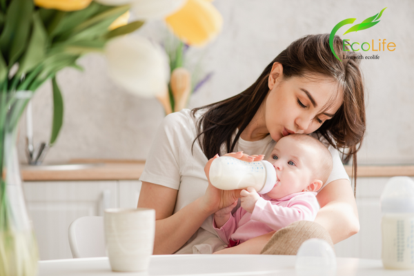 Top 5 sữa cho trẻ sơ sinh từ 0-6 tháng tuổi được yêu thích nhất
