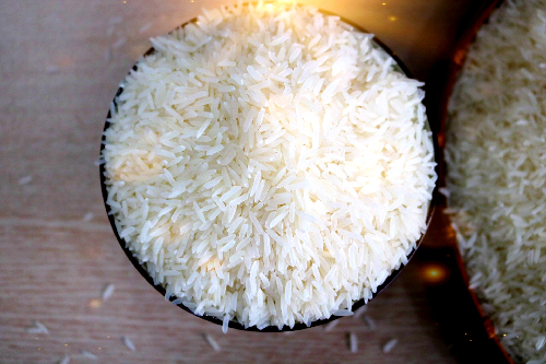 Nhận biết gạo ST25 giả từ Trung Quốc tràn lan trên thị trường