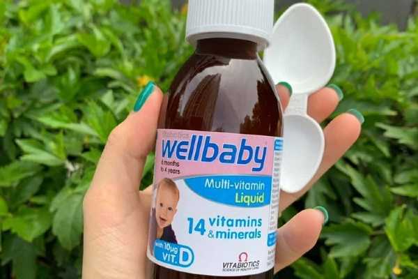 Siro Vitamin Wellbaby - bổ sung khoáng chất và vitamin cho trẻ 